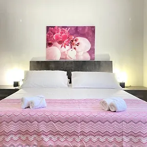 https://casadifederica.palermohotels.org